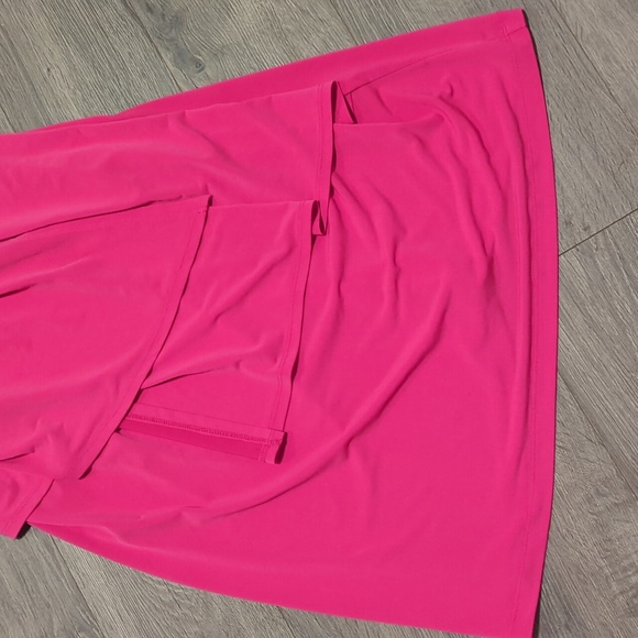 NWT Vince Camuto high neck sleeveless midi dress - Picture 5 of 8